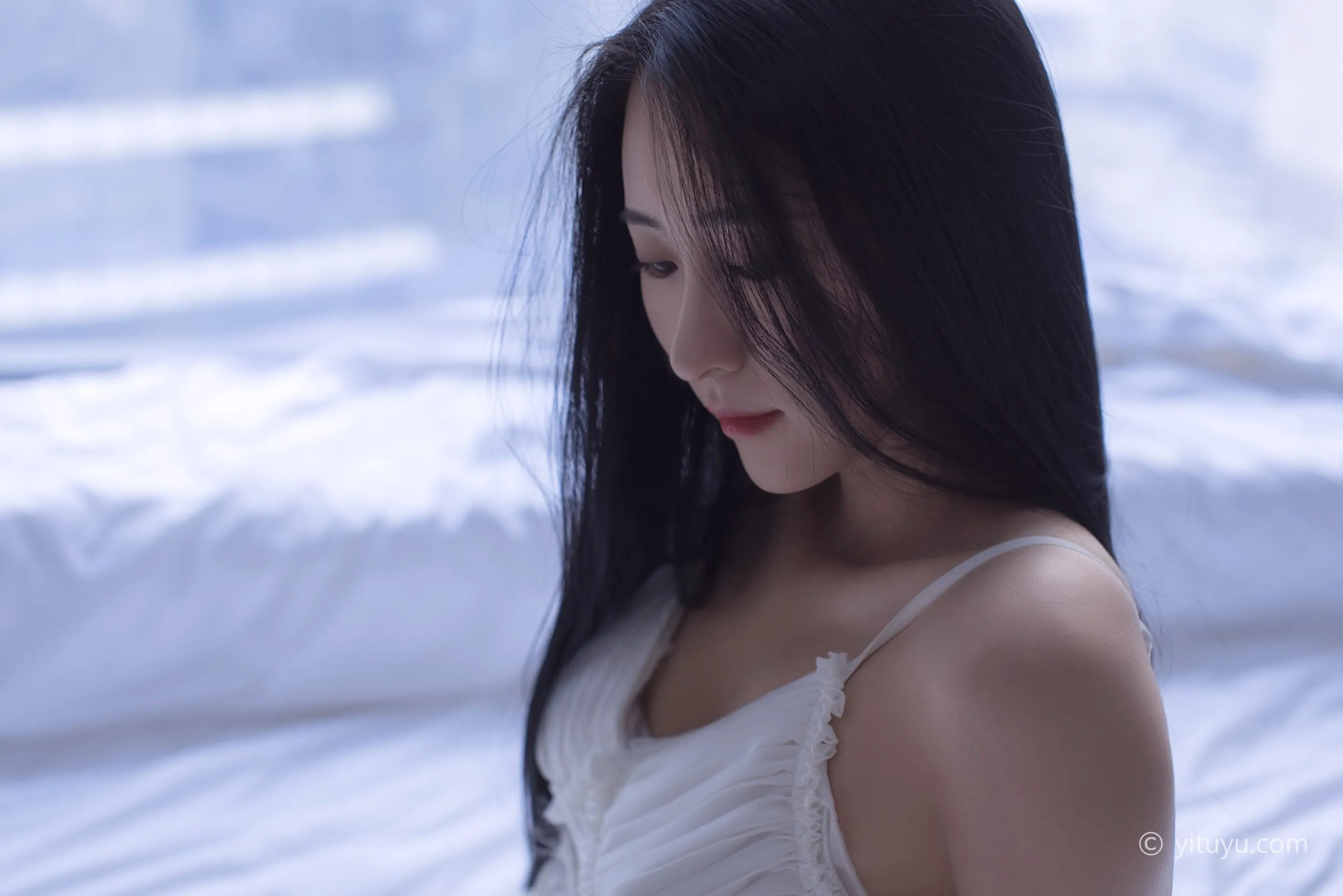 [YITUYU艺图语]2021.08.16 分手前 颖儿 [39P]插图1